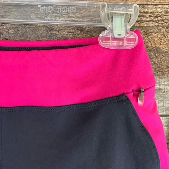 Asics 2 pair athletic performance workout shorts gray pink yellow Size XS - Picture 3 of 8